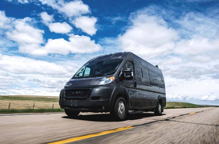 airstream rangleline black on pavement
