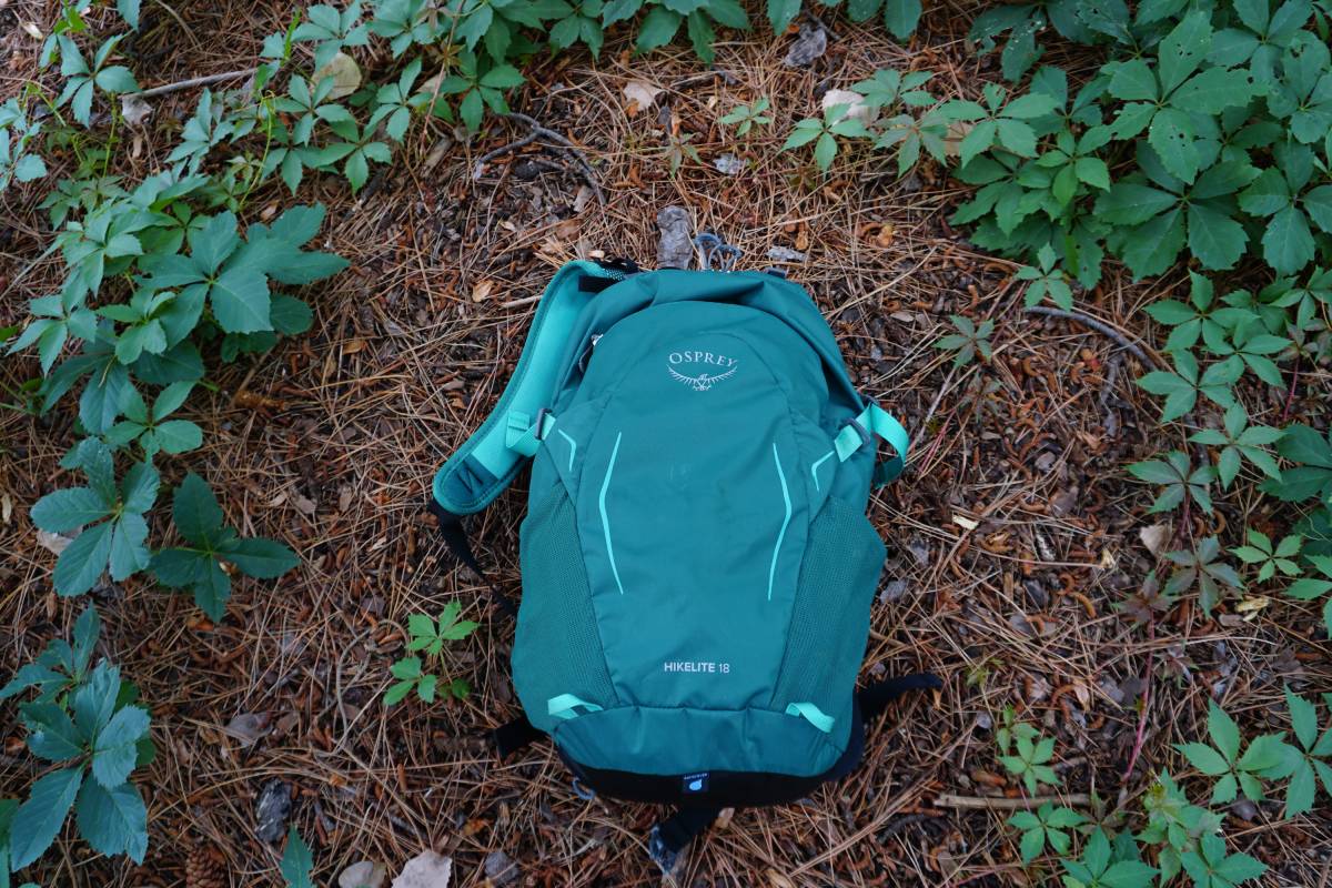 Osprey Hikelite 18L Daypack Review Breezy Ventilation and CatchAll