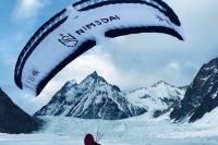 paraglider at Mansalu base camp