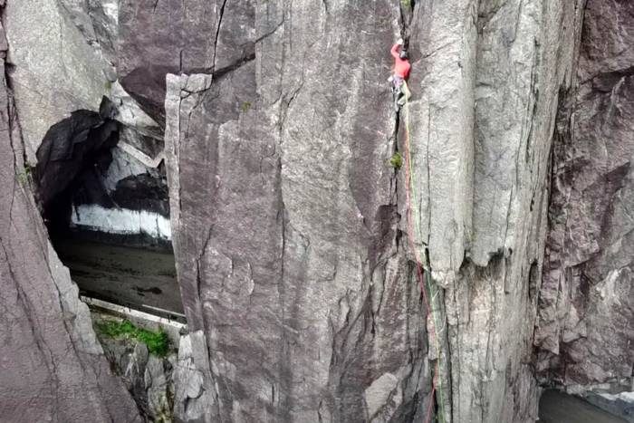 wide boyz parkour pro climbing