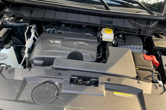 2023 Infinity QX60 review engine bay