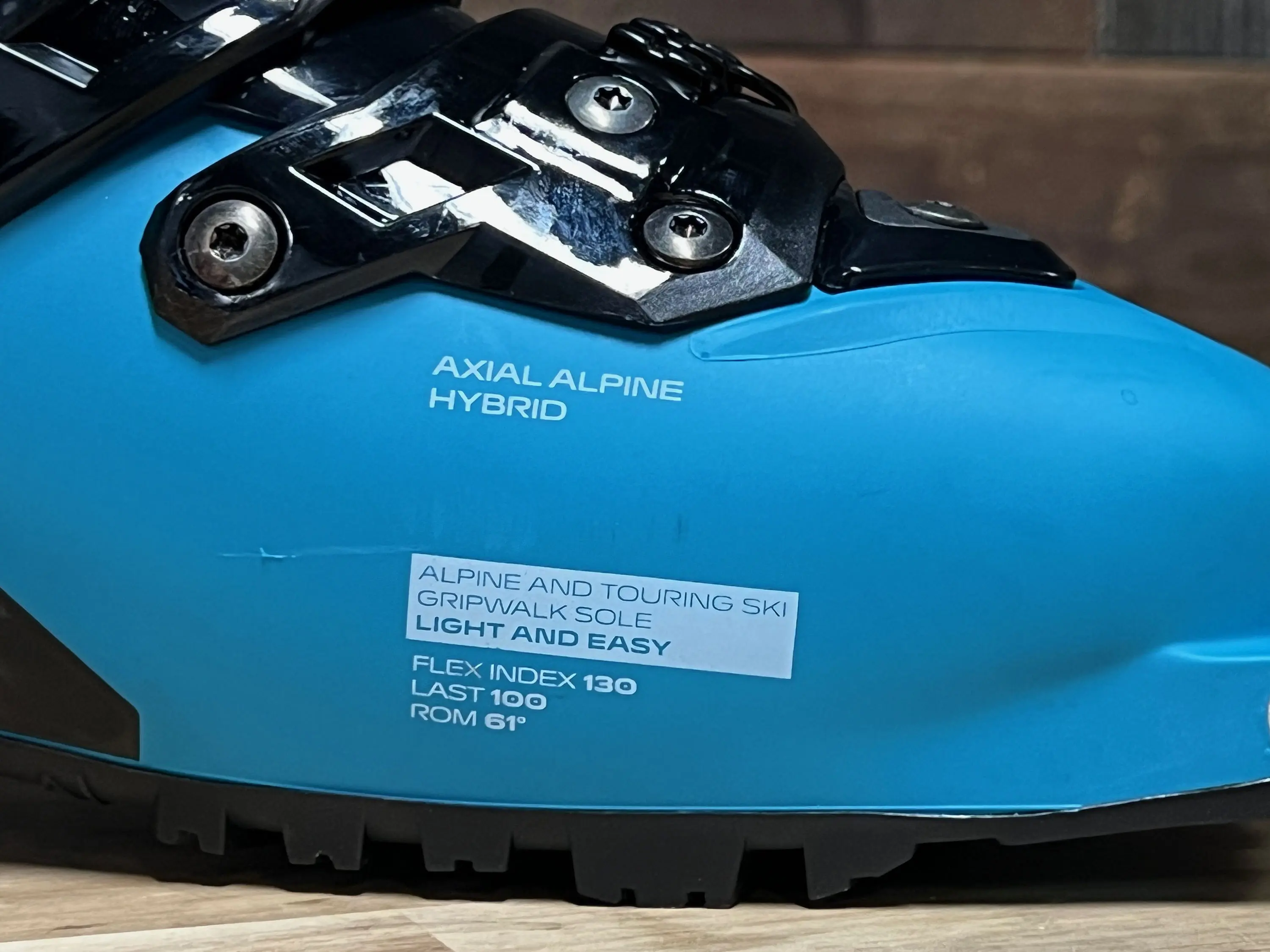 4-quattro - 1 (1) Scarpa 4-Quattro Ski Boot Review close-up detail