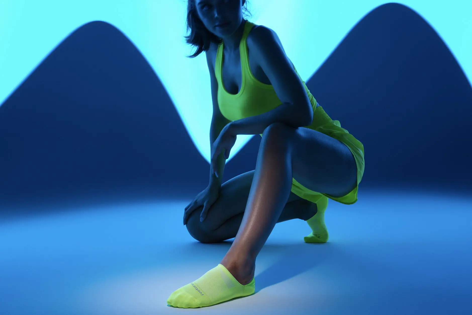 Feetures ‘Invisible’ Running Socks worn by model