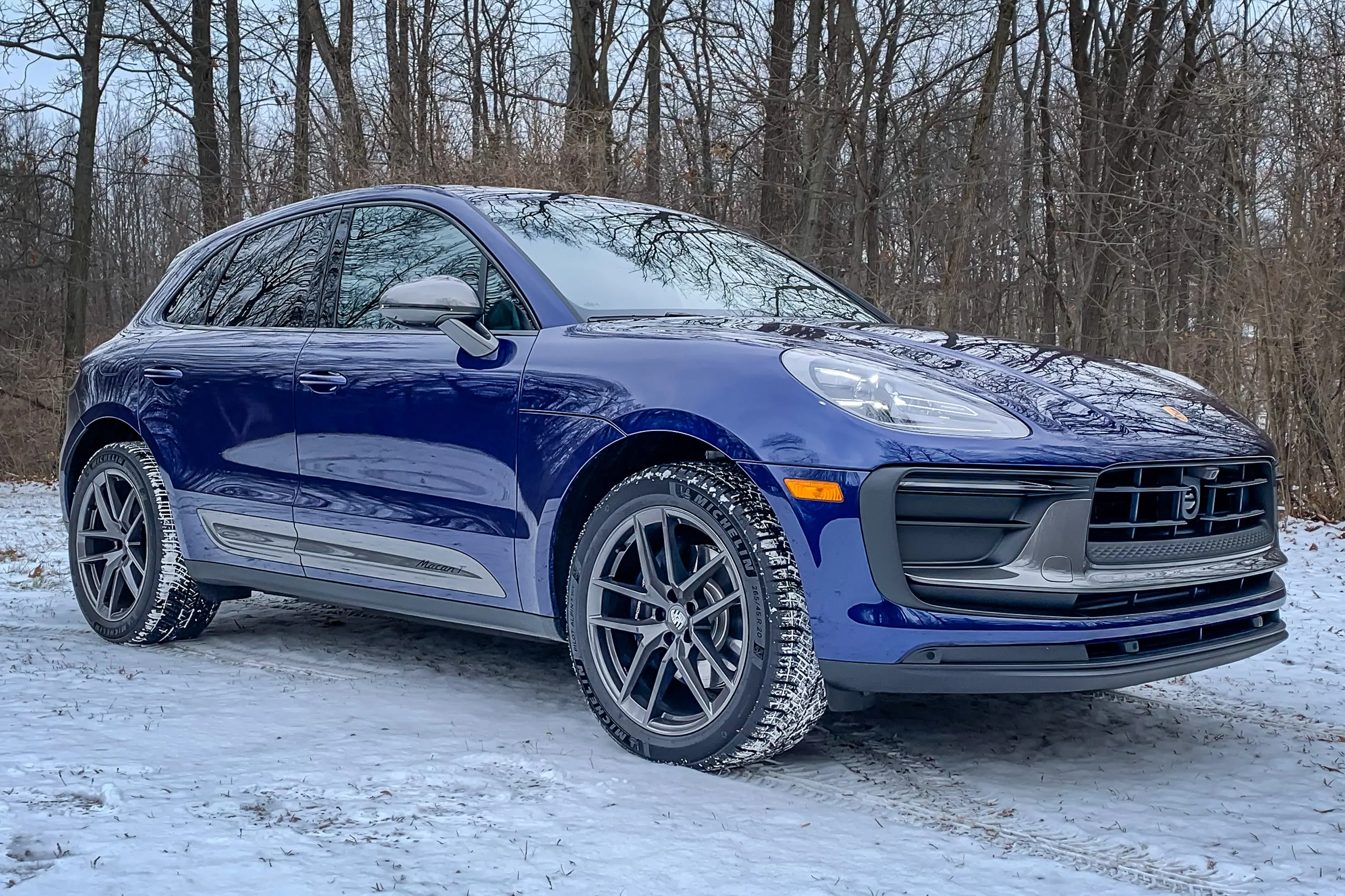 2023 Porsche Macan T front three-quarter
