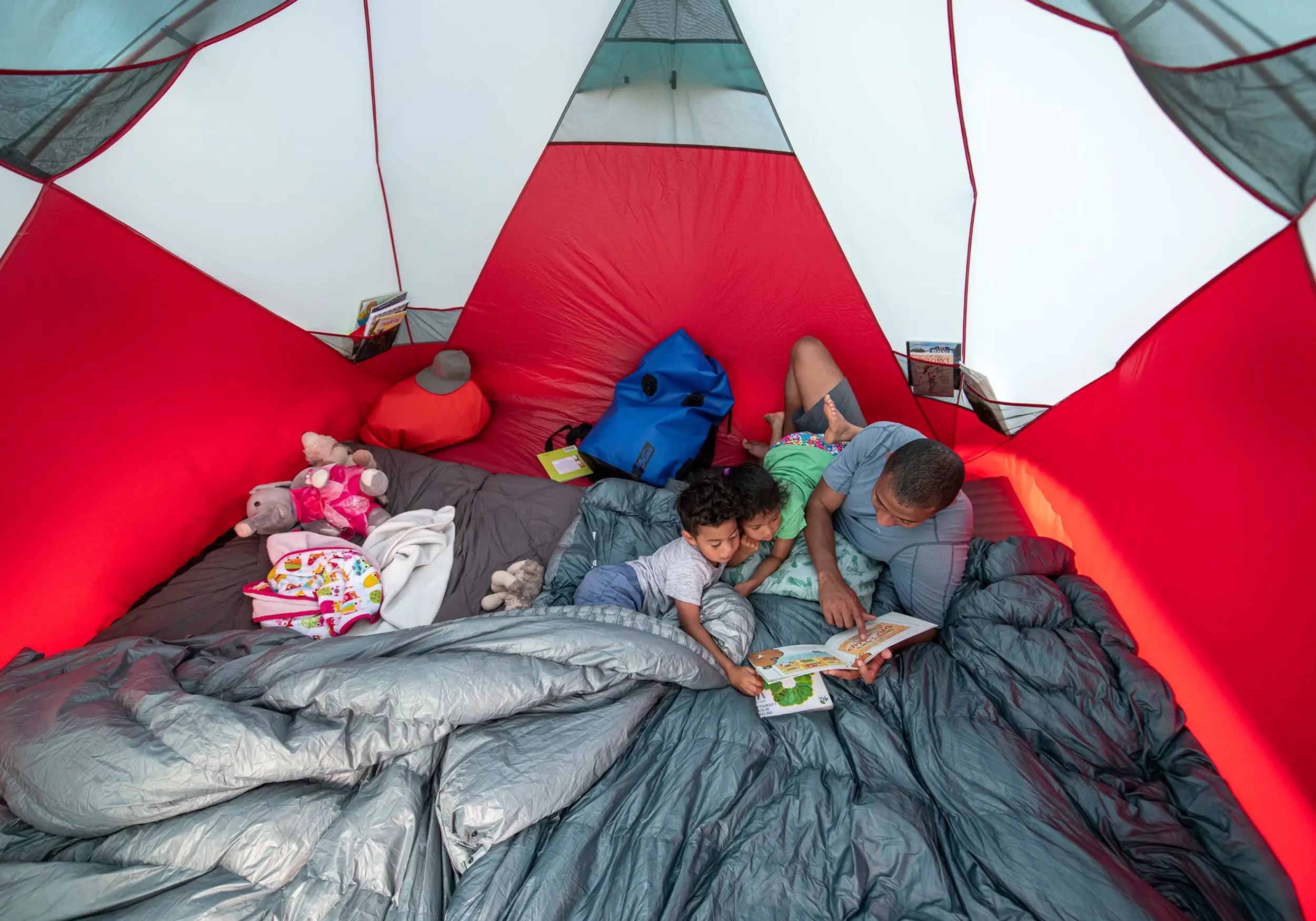 Today’s Bargains: Save on Jackets, Tents, Beanies, and More