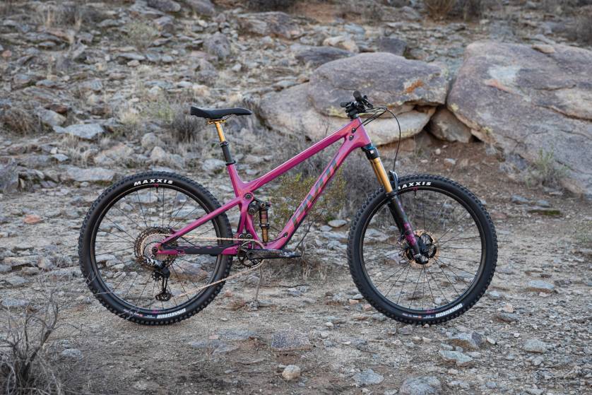 Pivot Shadowcat Mountain Bike Review Minimum Weight, Maximum Suspension