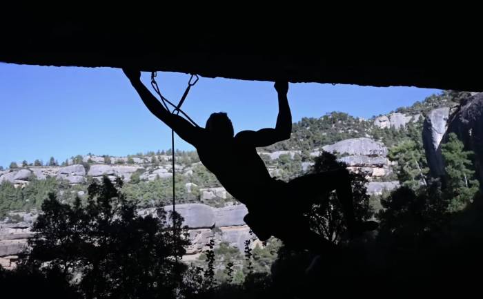 Watch Alexander Megos Tag the First Ascent of ‘The Journey’ 5.15b
