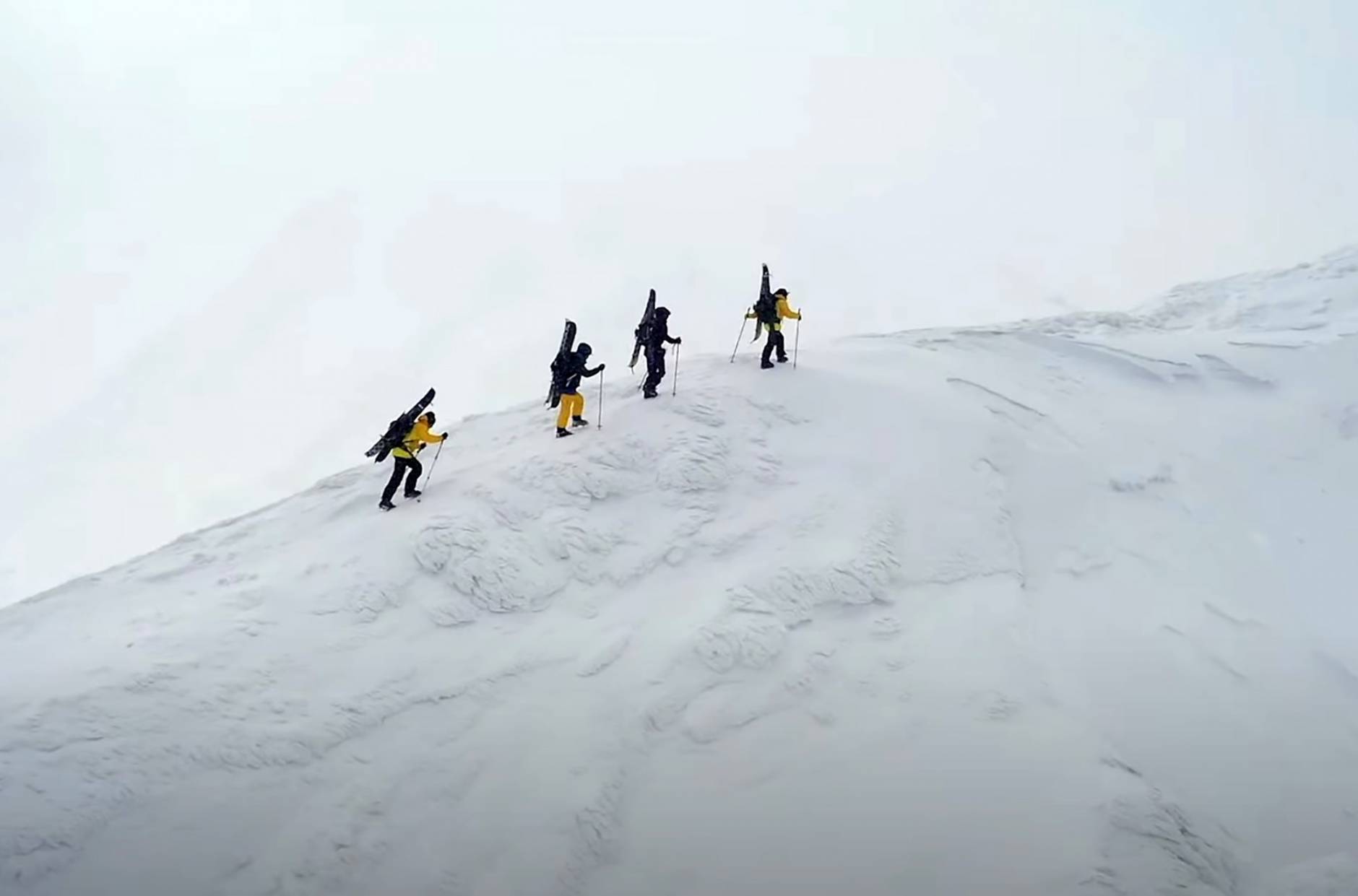 Burton First Snowboard Brand to Launch Online Rental Program