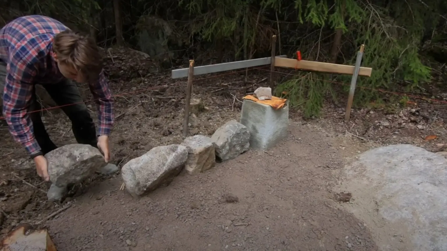 Erik Grankvist building a cabin exweb-cabin-3-1536x864