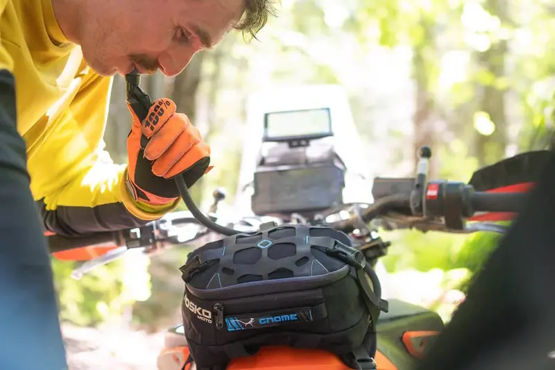 mosko gnome tank bag guy drinking from water bladder