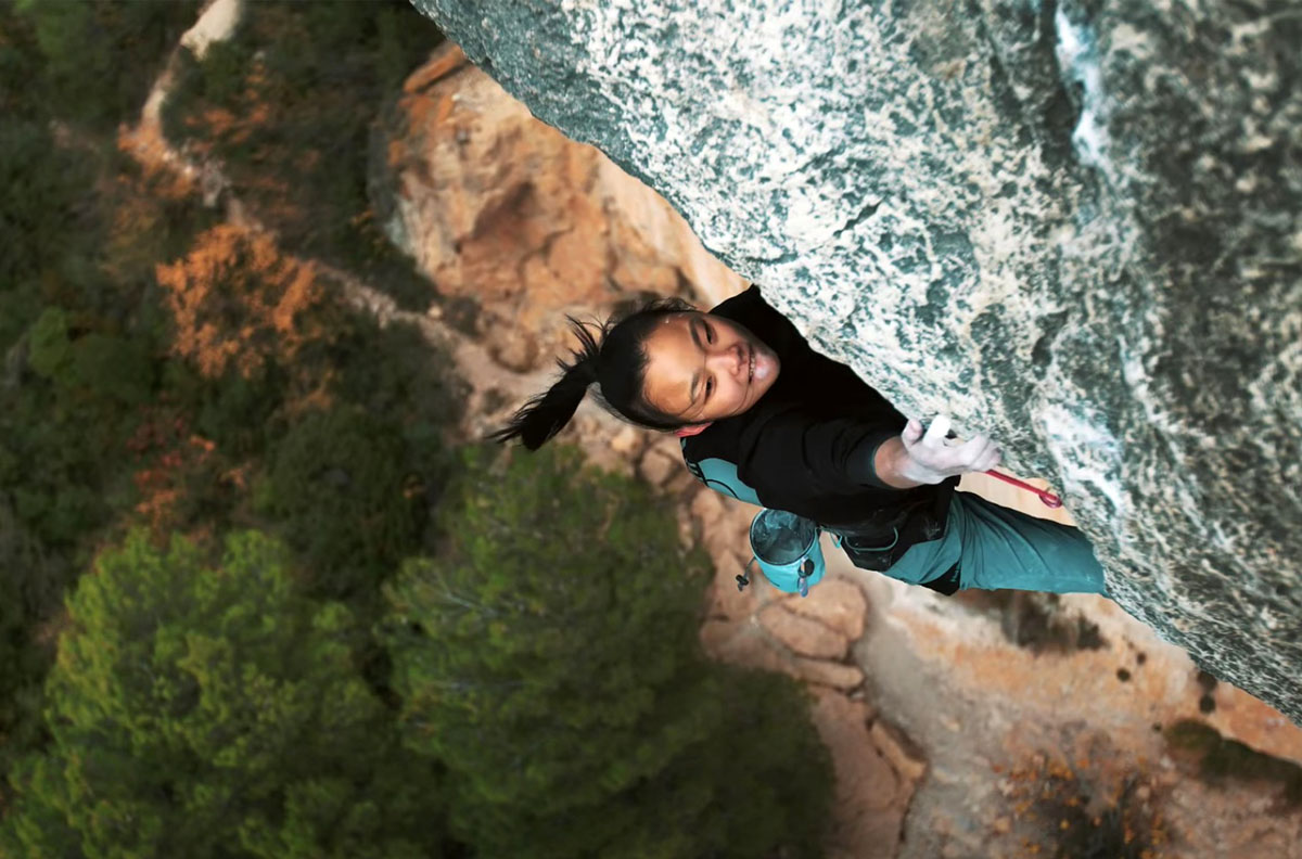 Chae-hyun Seo climbs la rambla