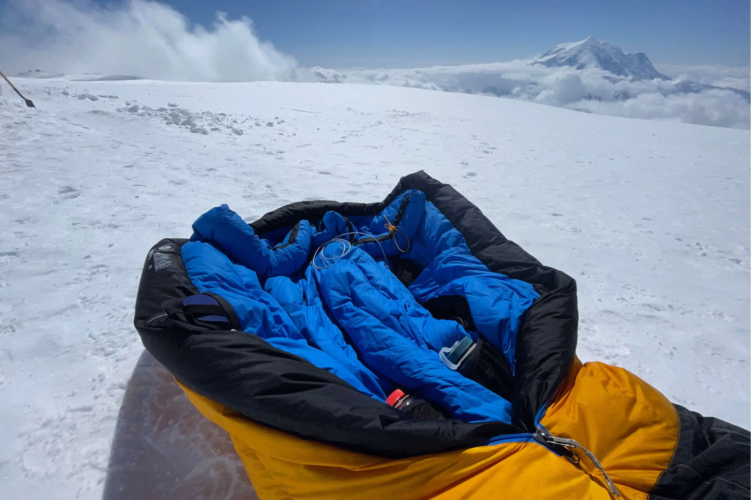 Col -20 Col -20 partially open showing lower pockets