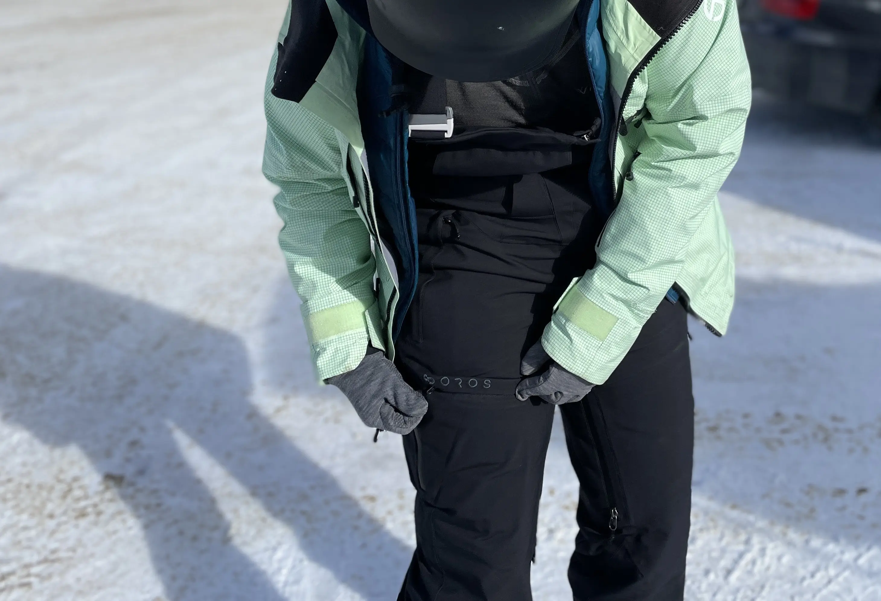 oros bib pocket details