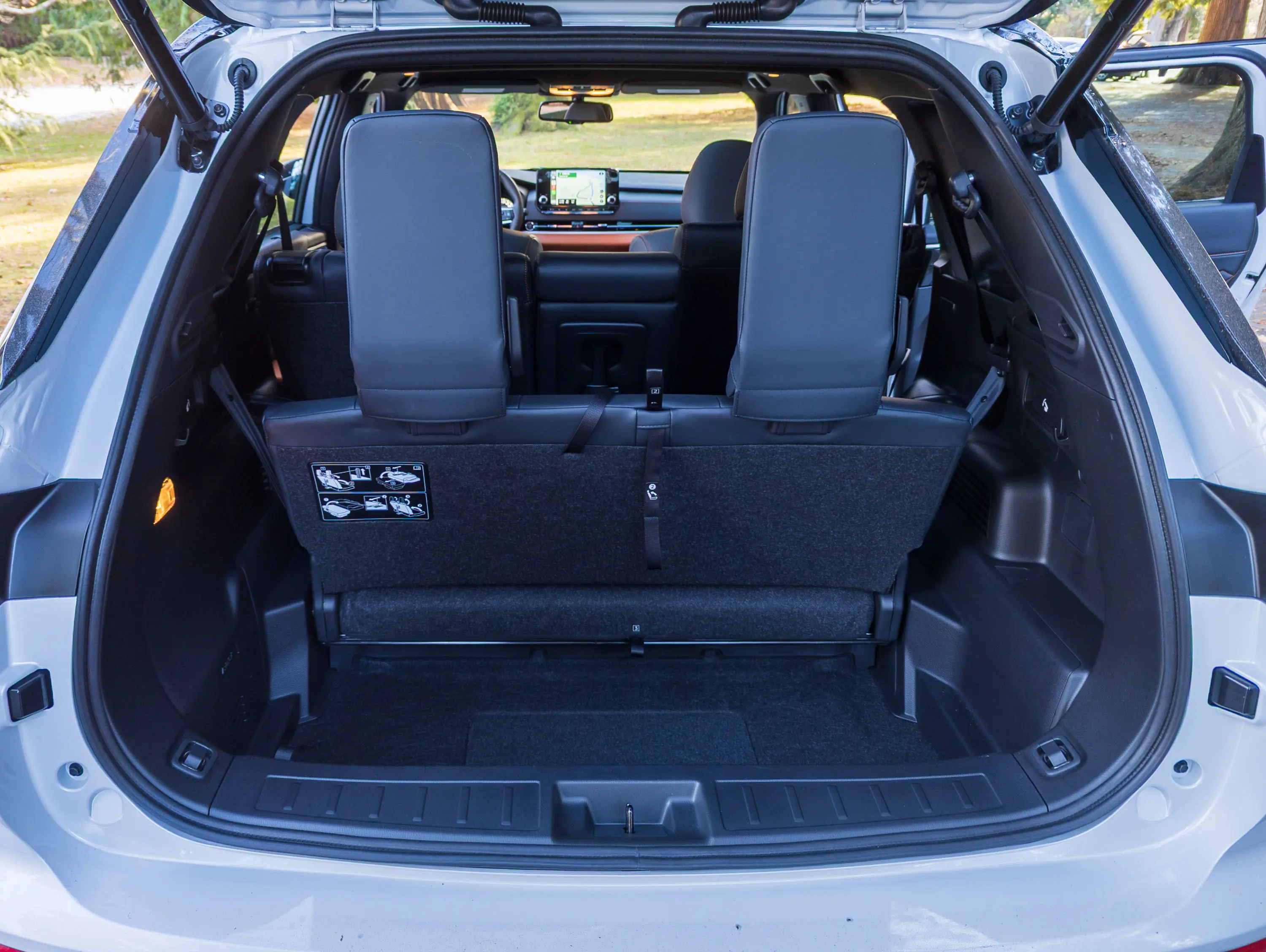 2023 Mitsubishi Outlander PHEV Review 2023 Mitsubishi Outlander PHEV Review third row bench deployed