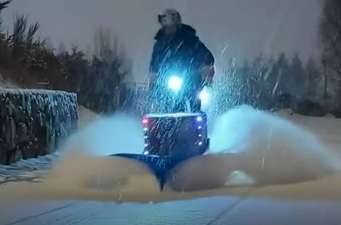 Snowplow bike
