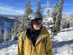 Zeal Optics Hangfire Goggle Review: Putting Air Traffic Control Tower Tech Into Ski Goggles