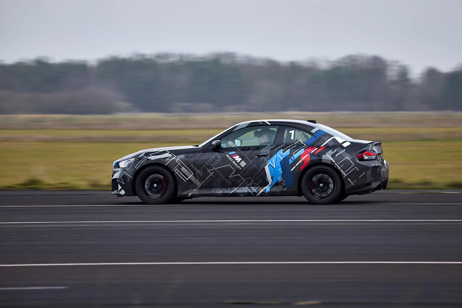 M Mixed Reality drive - Paul with goggles BMW M Mixed Reality