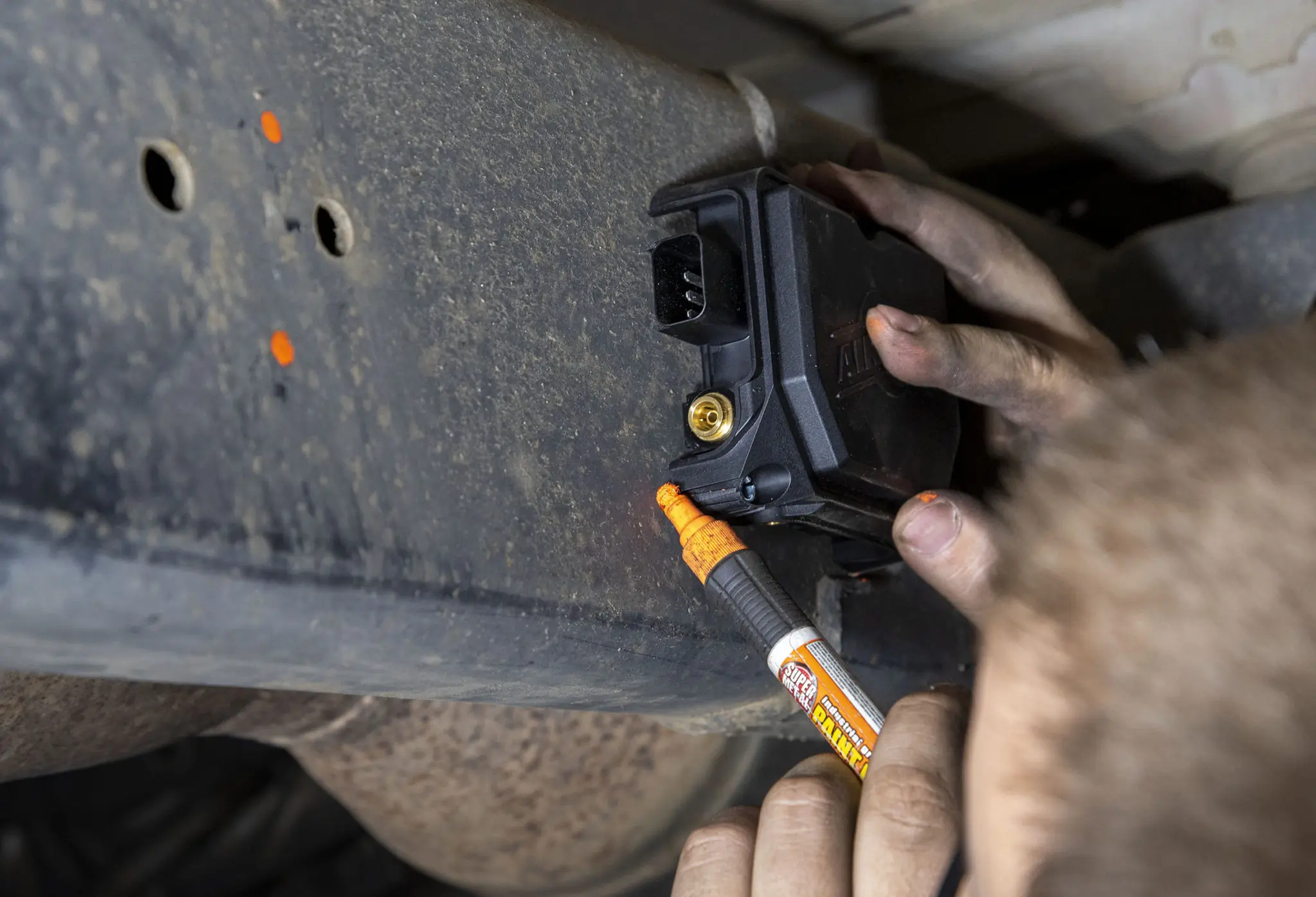 how to install airbags Ram AirLift 5000 Marking Frame