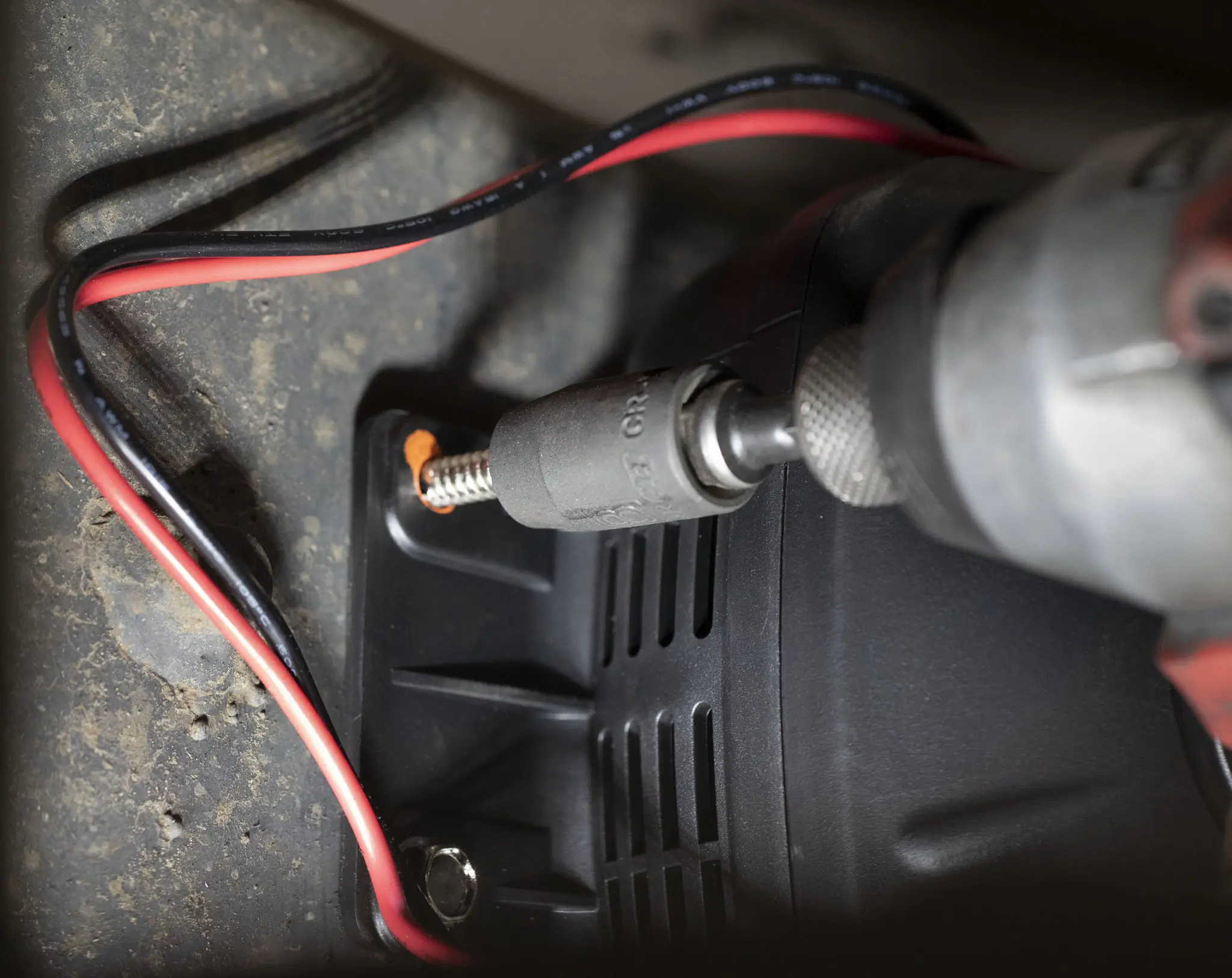 how to install airbags Ram AirLift 5000 mounting air compressor and control unit to frame