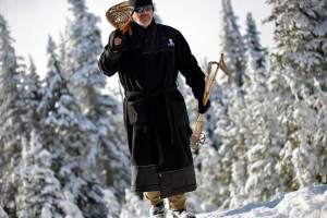 Long-Range E-Bike, Orange Oru, ‘RUGGED ROBE,’ and More Emerging Gear