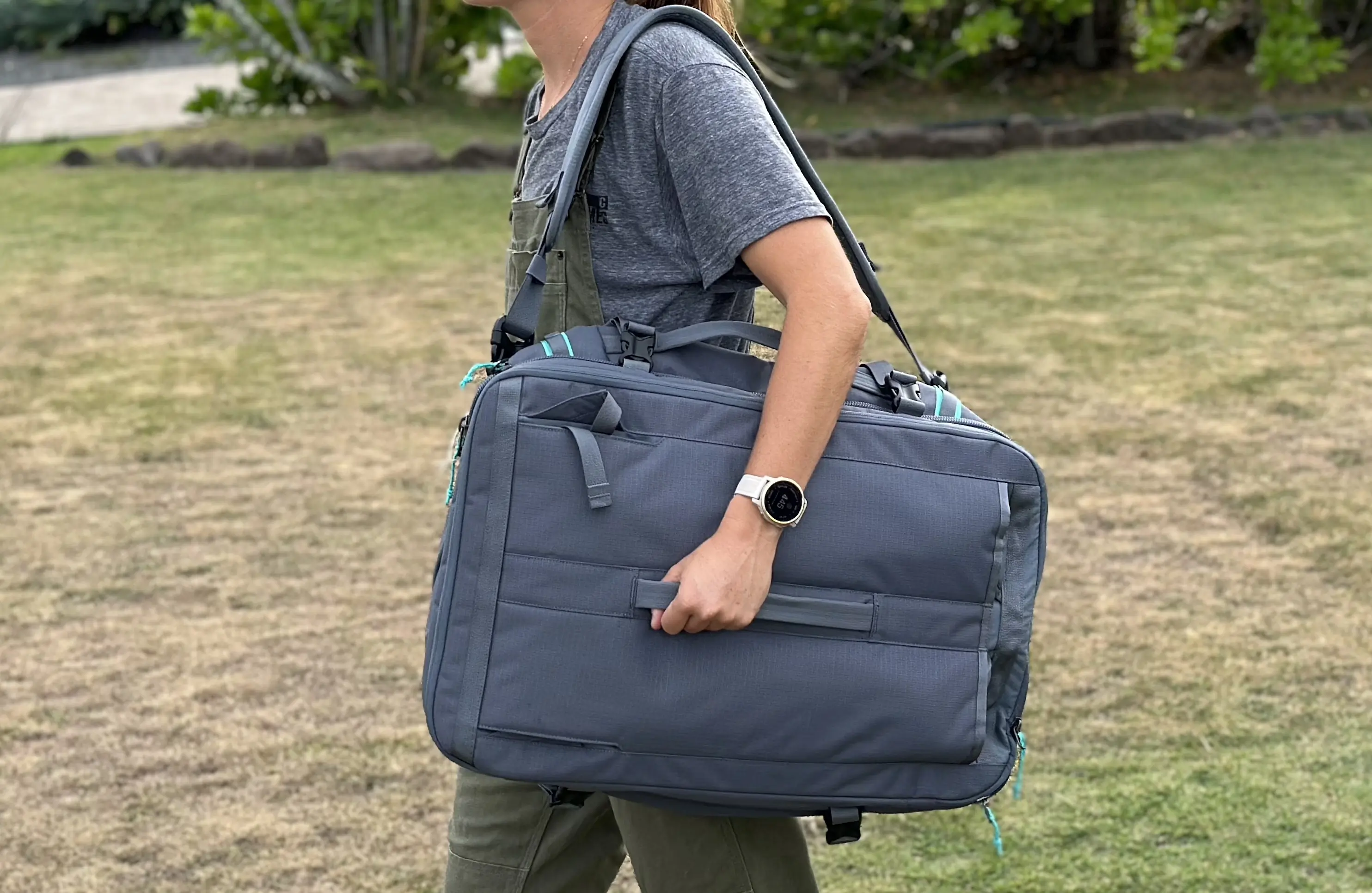 The shoulder strap and back handle configuration on the MLC.