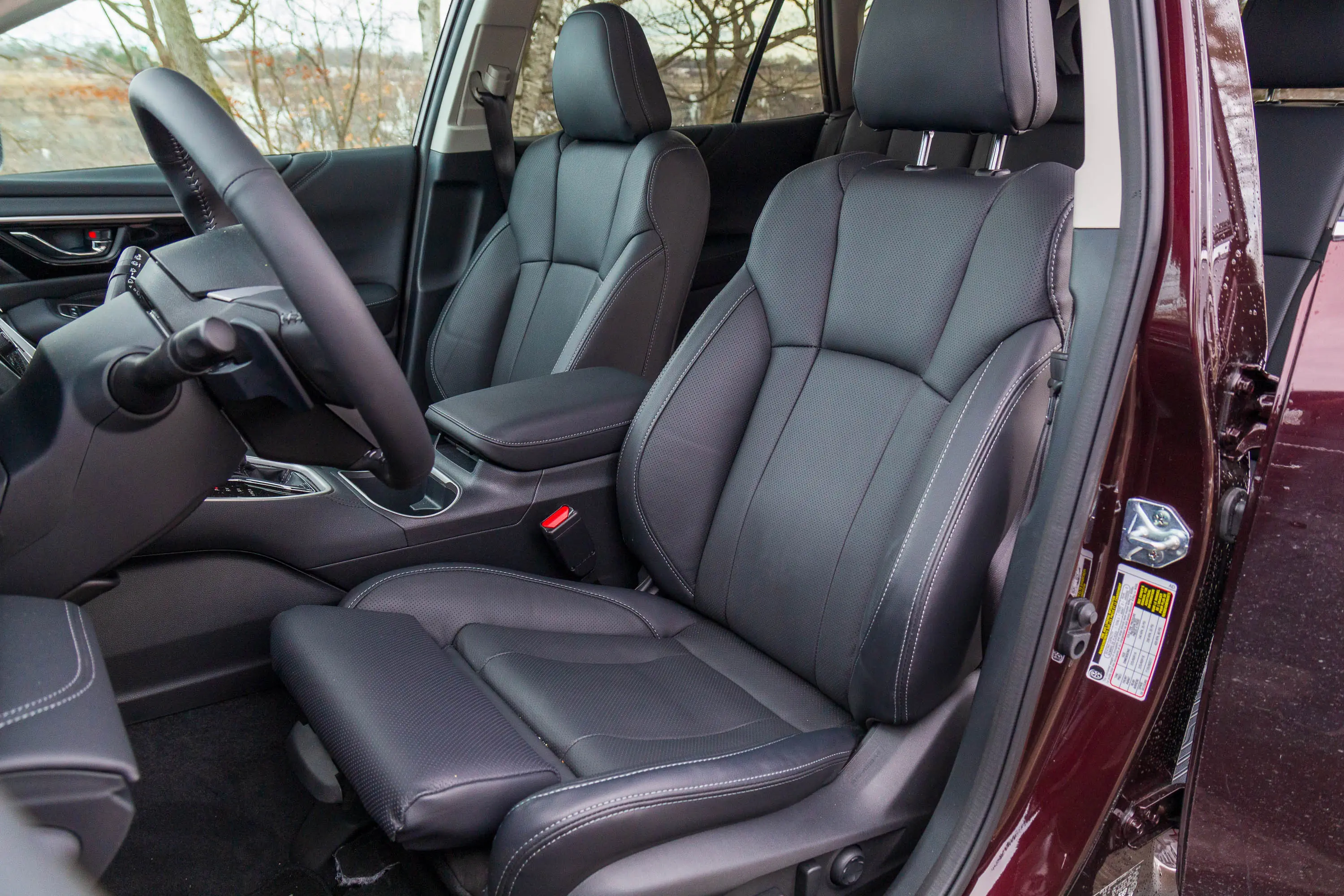 2023 Subaru Outback review front interior seats