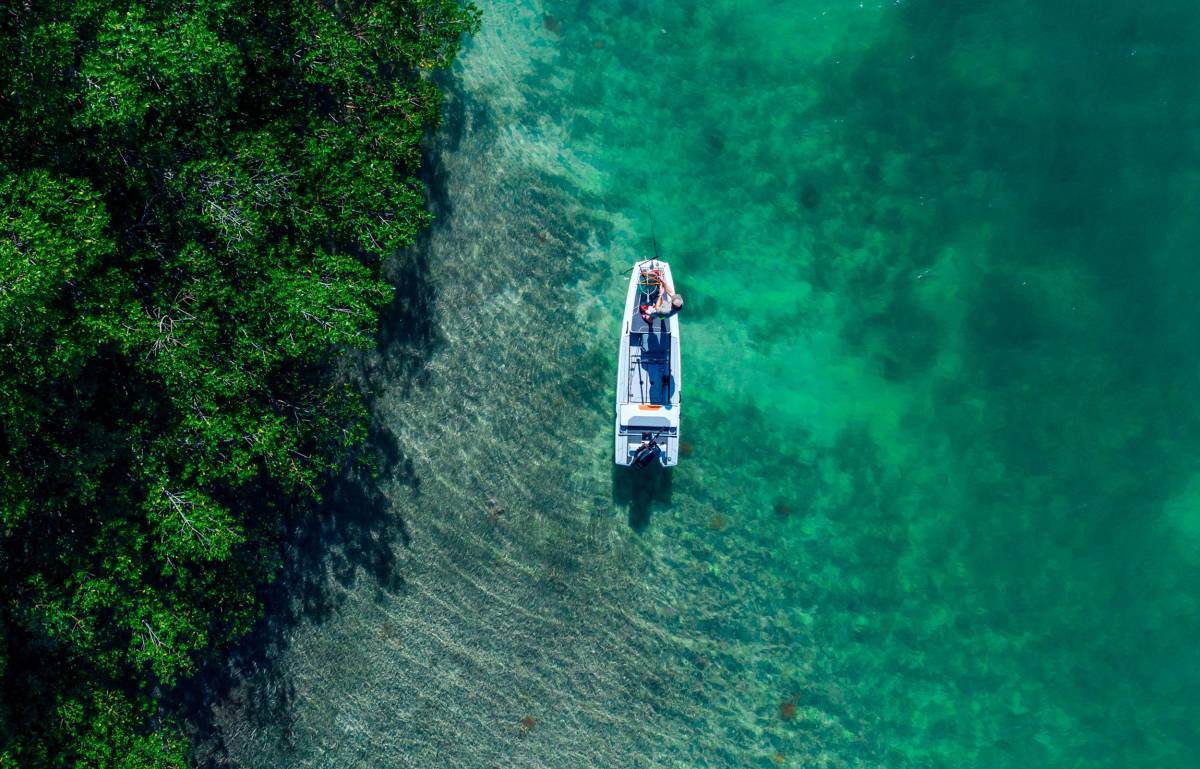 Veerr Veer X13: An Electric Boat Option Designed for First-Time Boaters ...