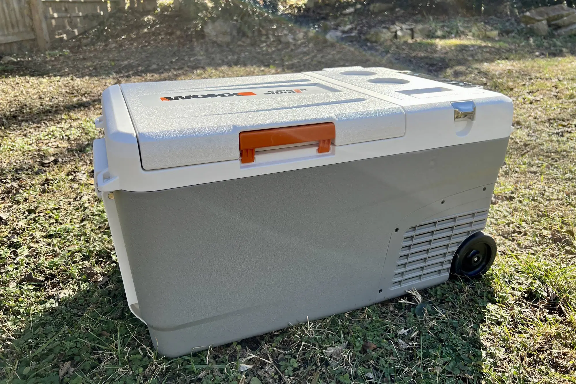 Ditch the Ice, Swap the Batteries: Worx 20V Electric & Battery Powered Cooler Review
