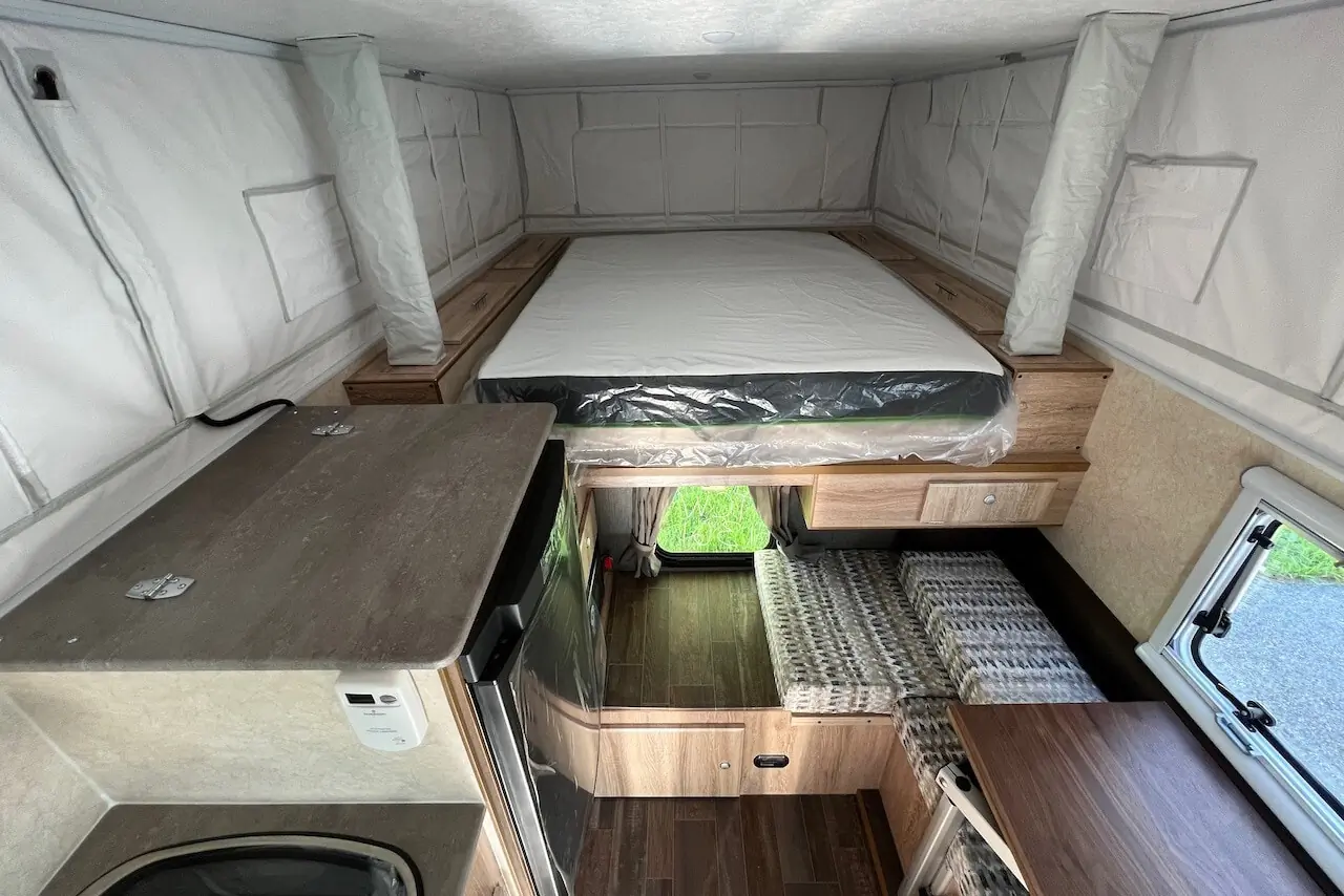 Northstar Truck Campers 600ss