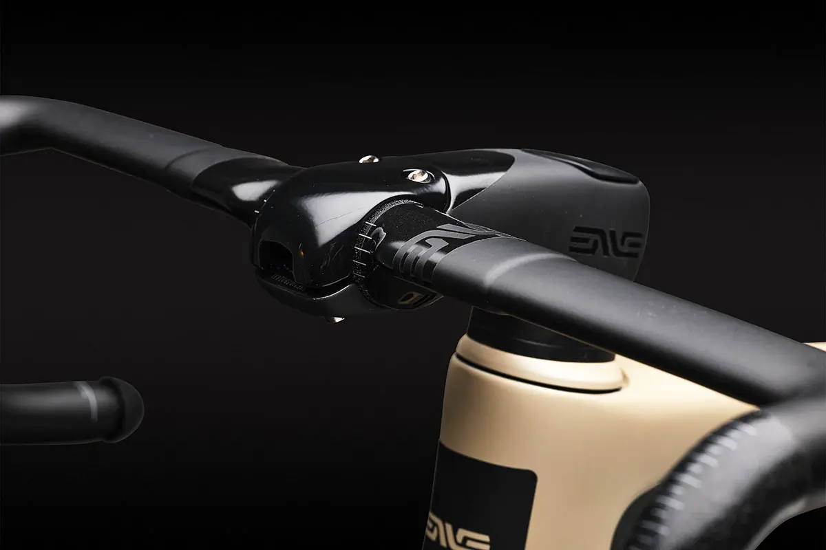 ENVE MOG integrated front end