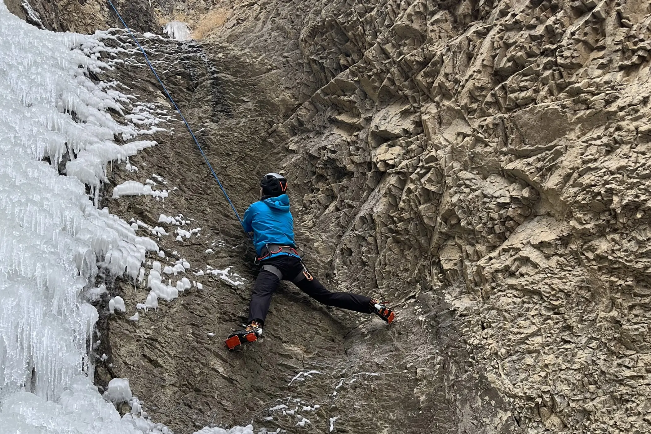 The Salewa Piuma 3.0 in mixed climbing