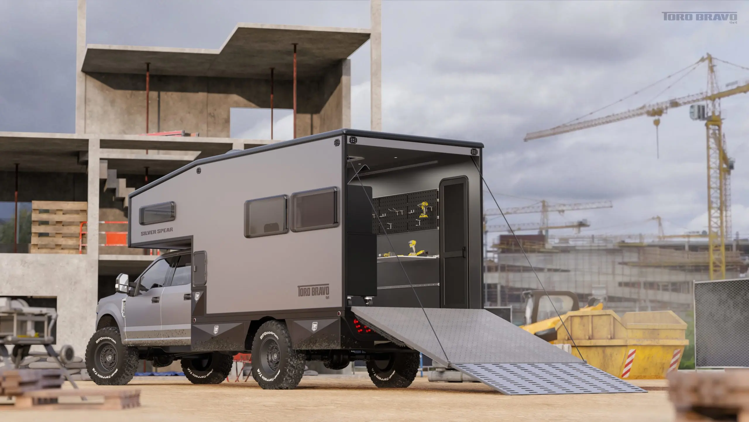 Toro Bravo 4x4 Silver Spear rear ramp