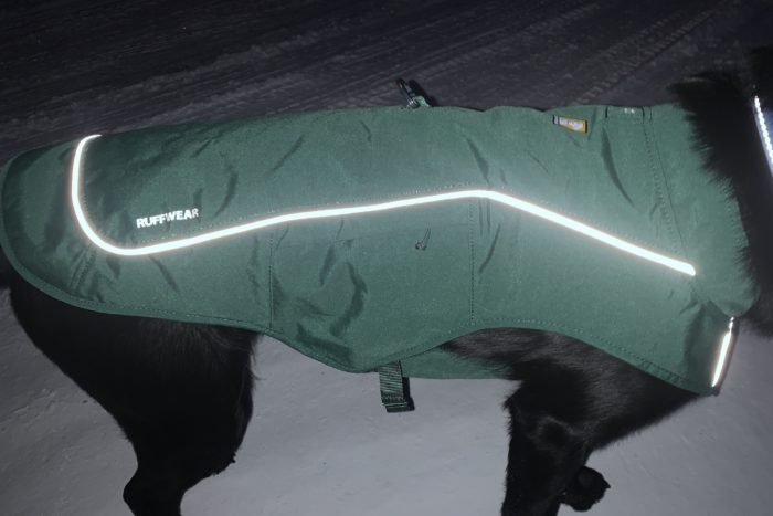 Ruffwear Overcoat Fuse reflectivity