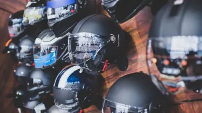 How to Choose the Right Motorcycle Helmet