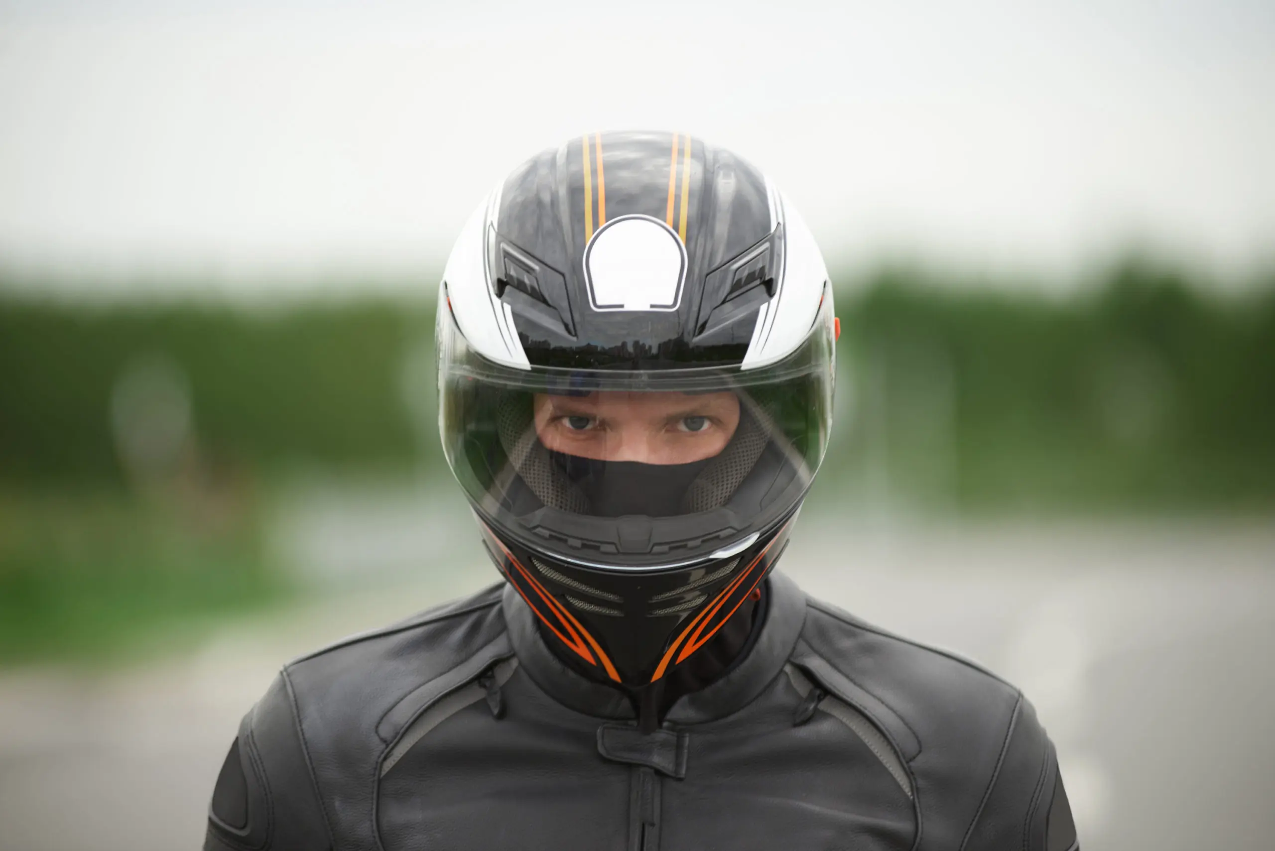 Which Helmet is Best for Motorcycles? Ultimate Guide to Safety & Style