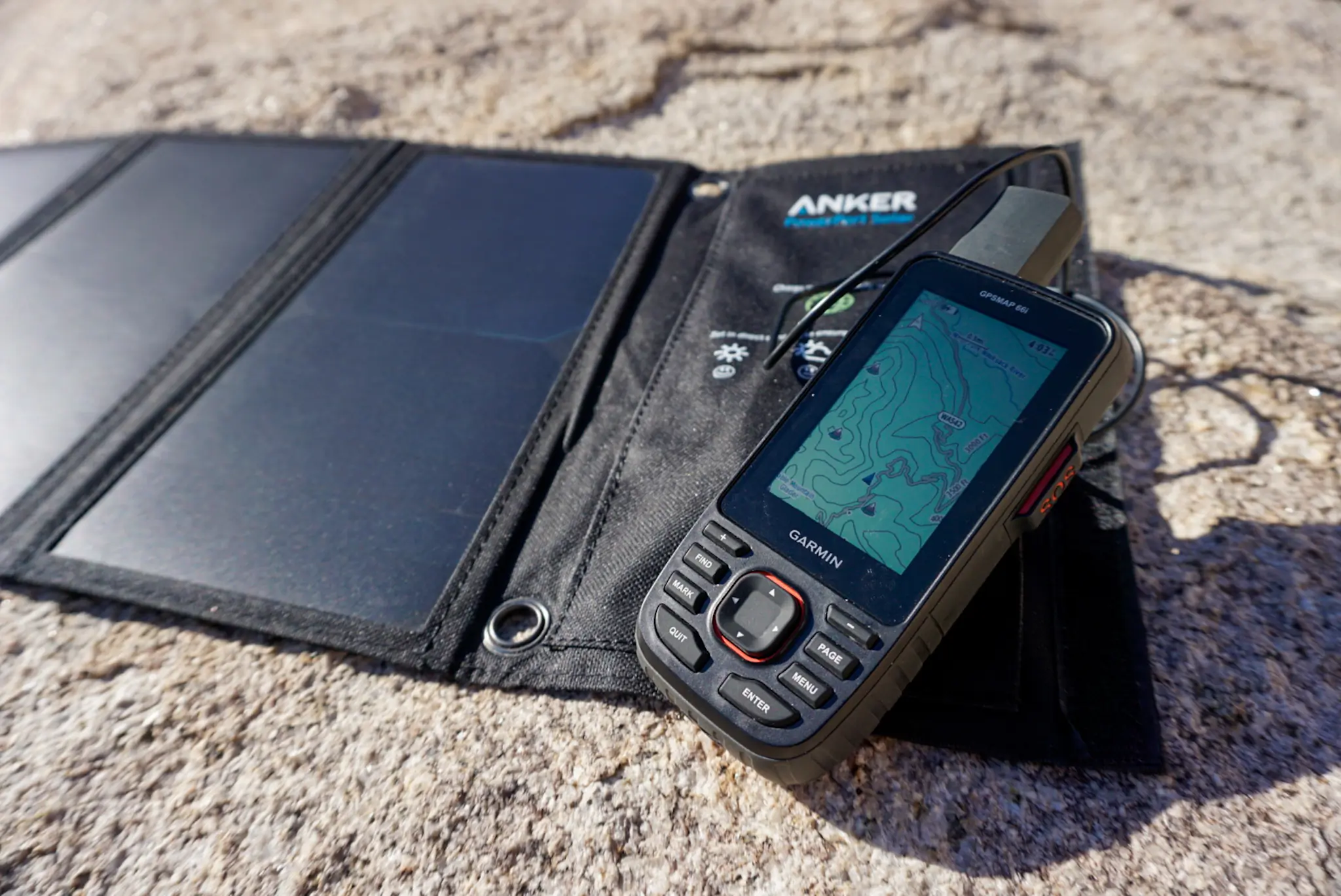 Garmin GPSMAP 66i Recharging From Solar Panel