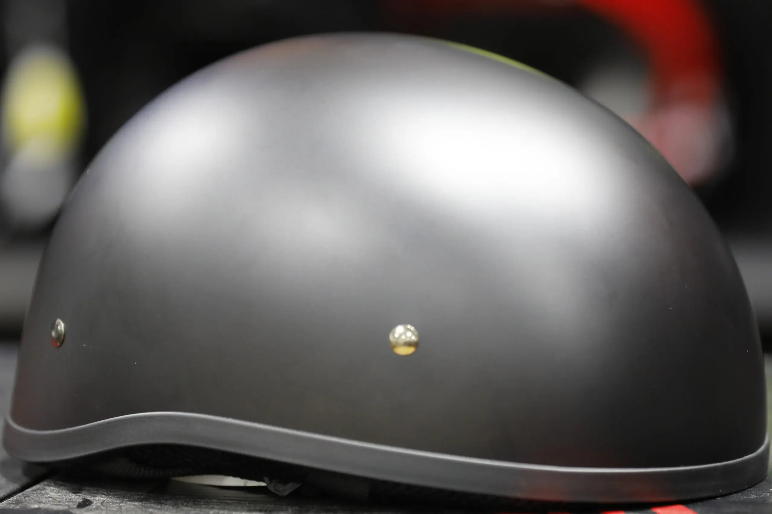 Motorcycle helmet dome style