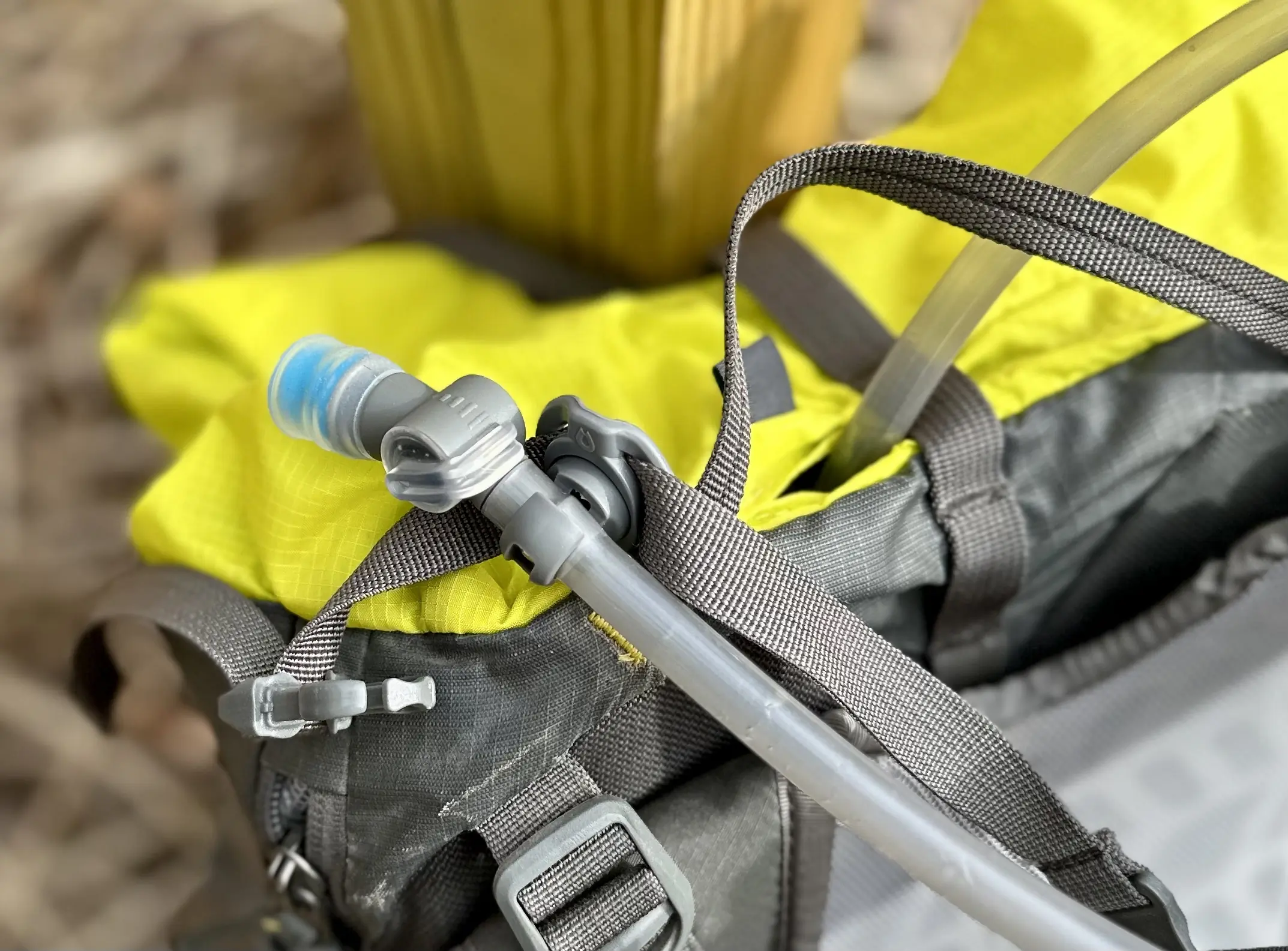 HydraPak Countour; (photo/Nick LeFort)