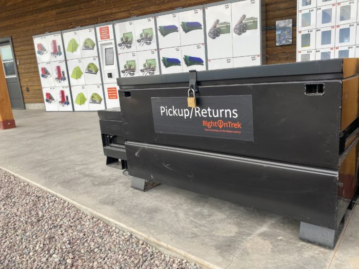 RightOnTrek Wilderness Edge locker