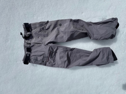 The Best Ski Pants of 2024-2025 GearJunkie Tested - Main Image