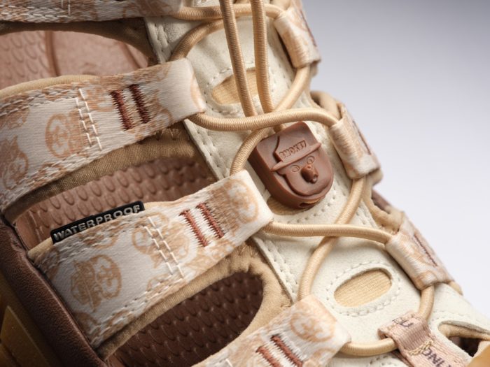 KEEN x Smokey Bear sandals detail