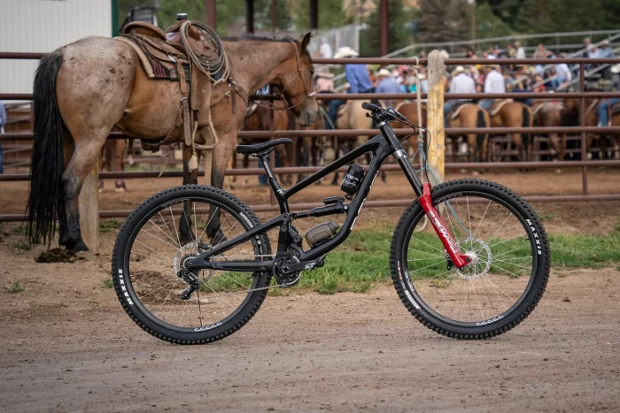 revel rodeo full suspension mountain bike