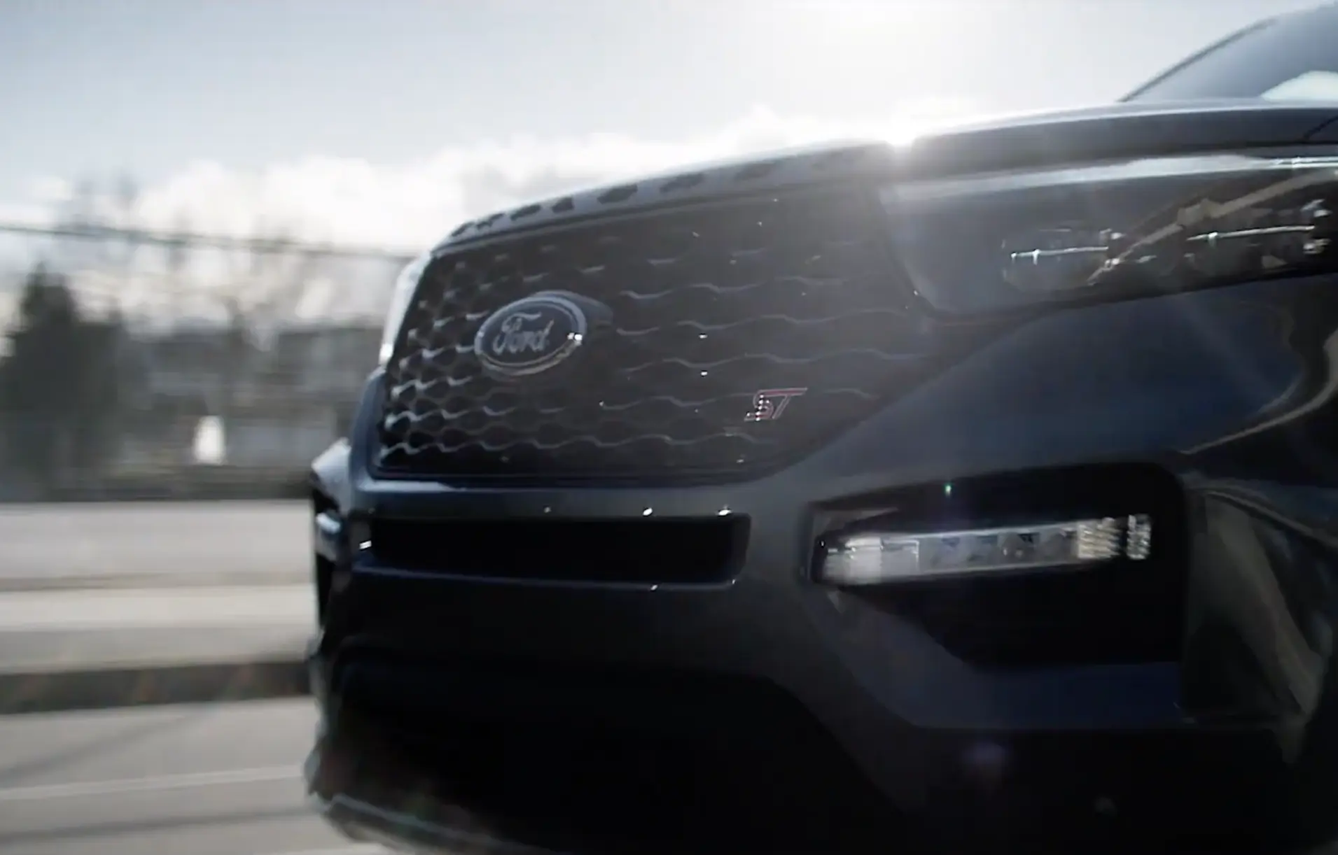 Sly ‘Men’s Only’ Ford Explorer Ad Trumpets Women’s Impact on Automobiles