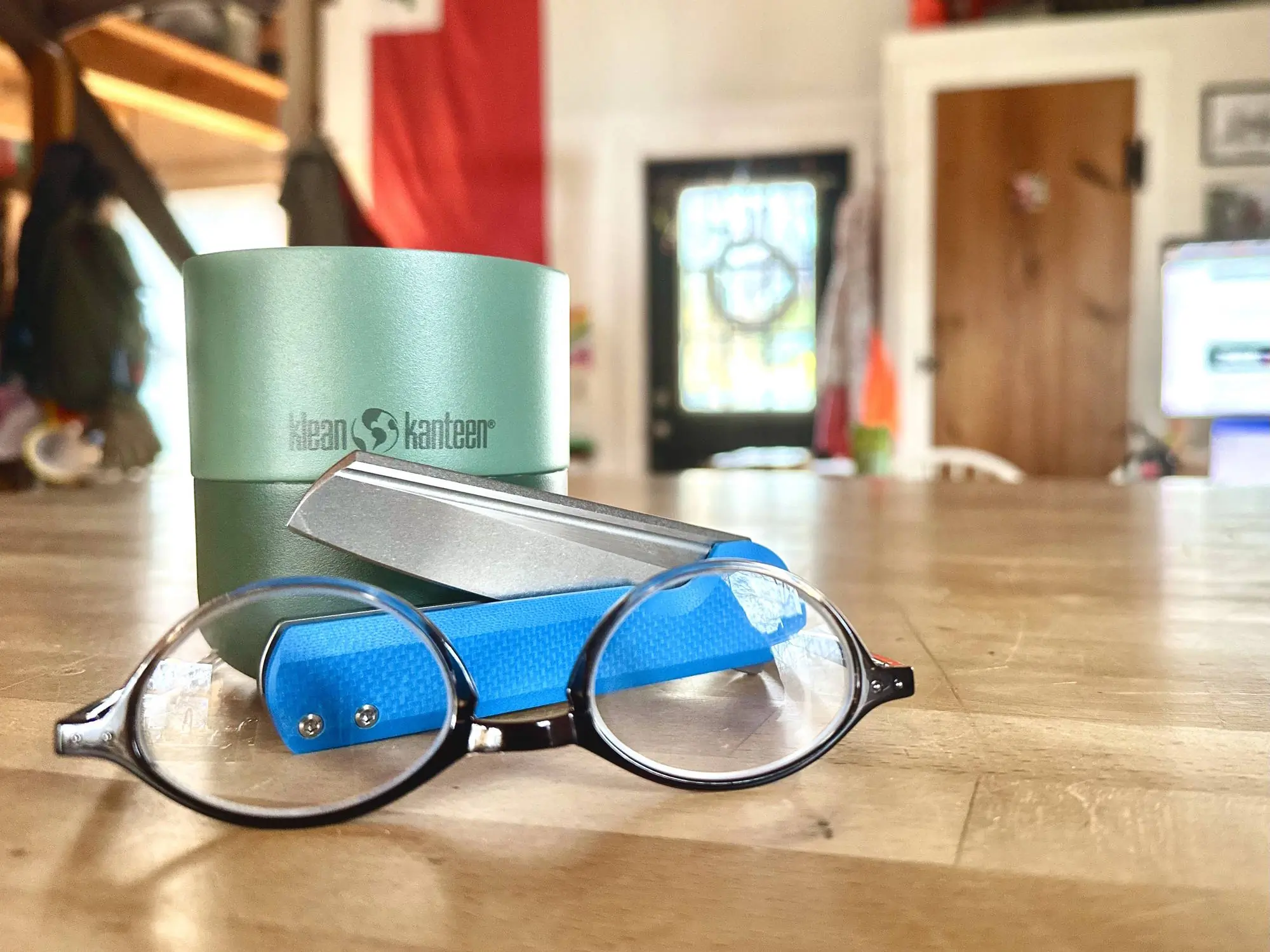 Slimfoot flipper knife