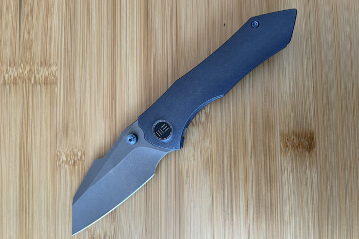 We Knife Co. High-Fin