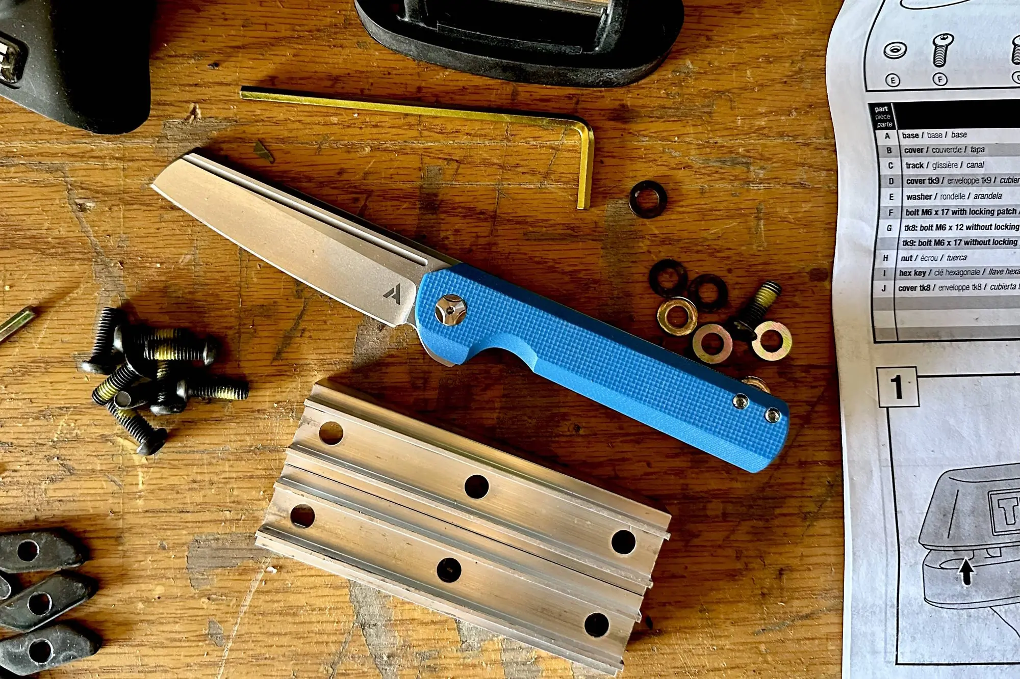 Arcform Slimfoot Knife