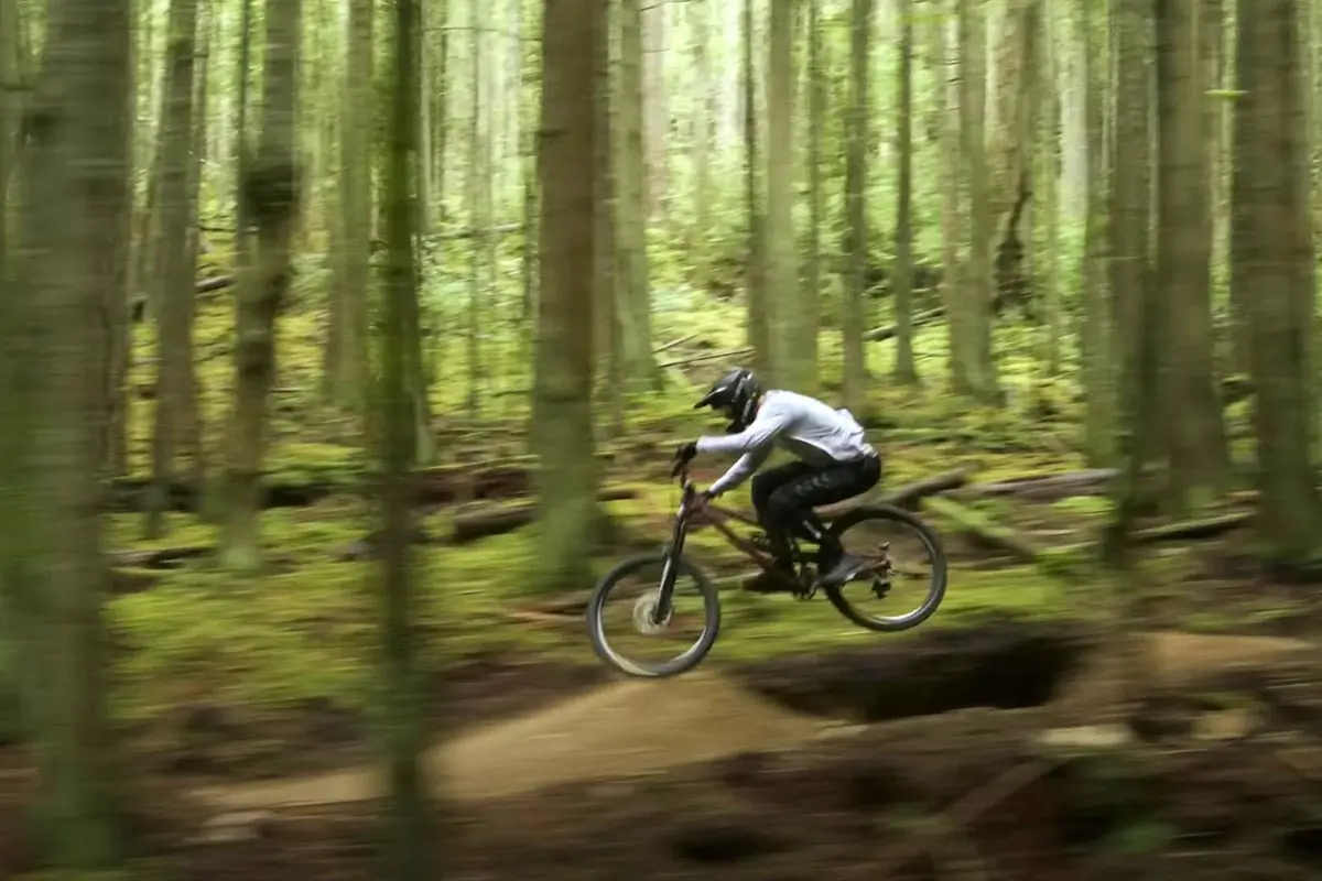 Brendan Howey Oozes Style on Self-Built British Columbia Trail: ‘HWY 30’