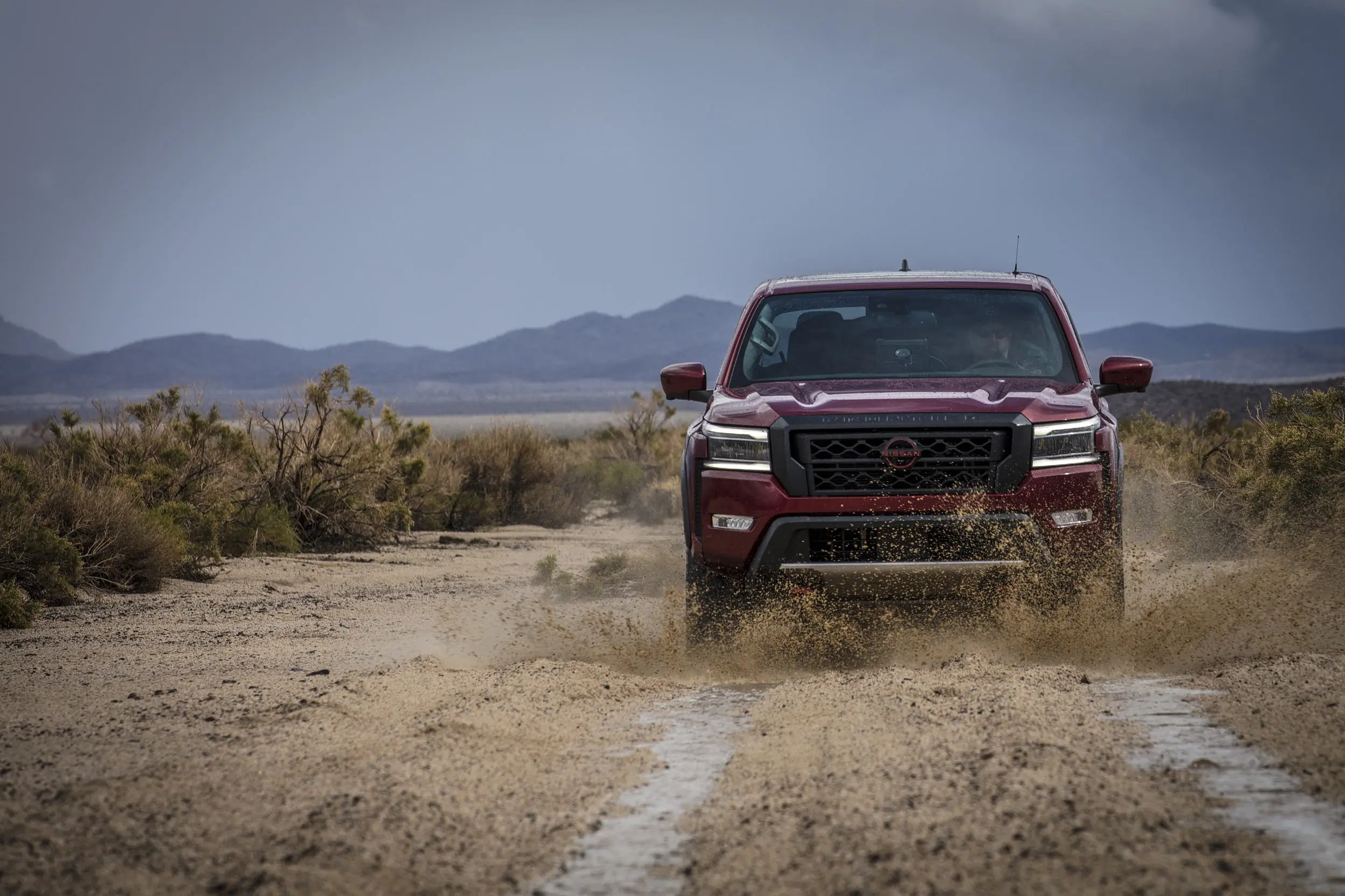 front view of 2023 nissan frontier pro-4x