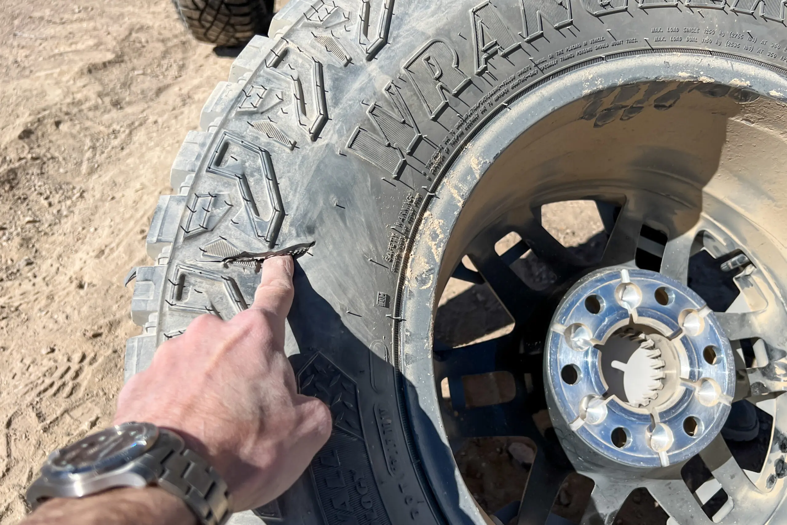 How Off-Road Tires Differ From Road Tires: Key Features Explained