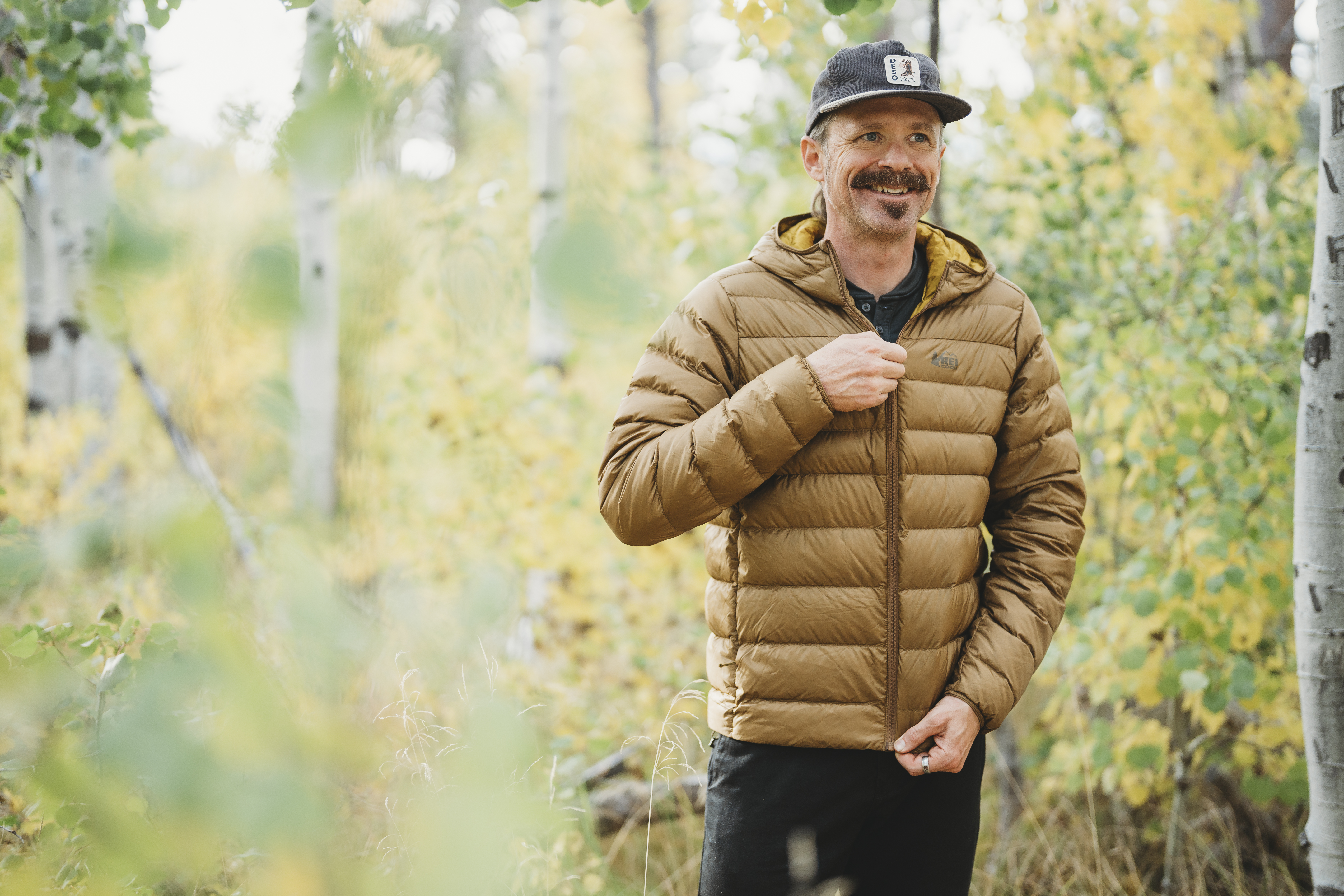 ジャケット・アウター argue FOODIE OVER DOWN VEST/WARM MILK 100_266157_1702153715784.webp